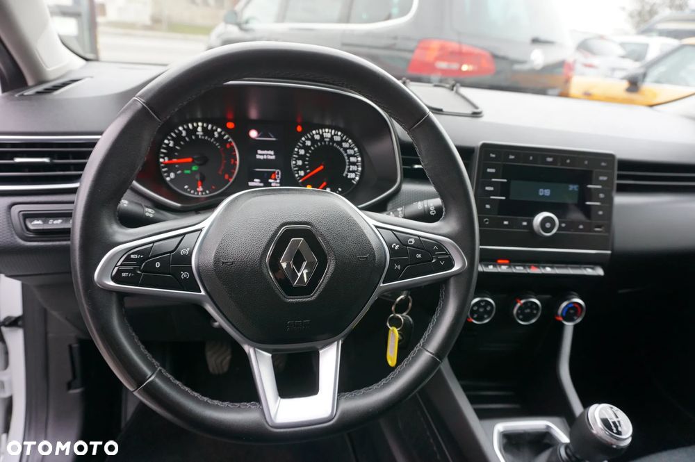 Renault Clio TCe 100 BUSINESS EDITION - 32