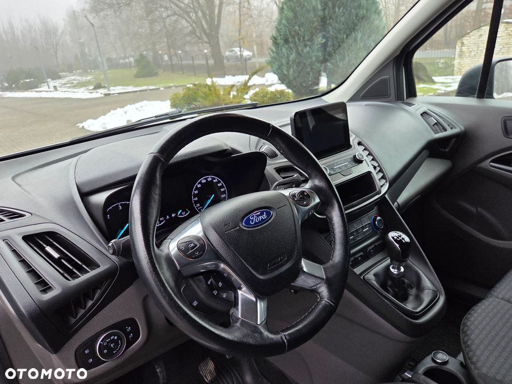 Ford Transit Connect - 21