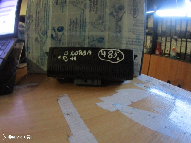 Display Relogio 13301080 565412769 OPEL CORSA B ASTRA TIGRA 2011 OPEL CORSA D 2011 1.3CDTI 75CV 5P CINZA OPEL CORSA D FASE 2 2012 1.3CDTI 75CV 5P BRONZE - 5