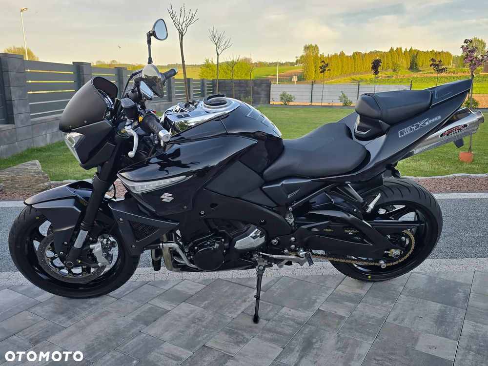 Suzuki GSX - 3