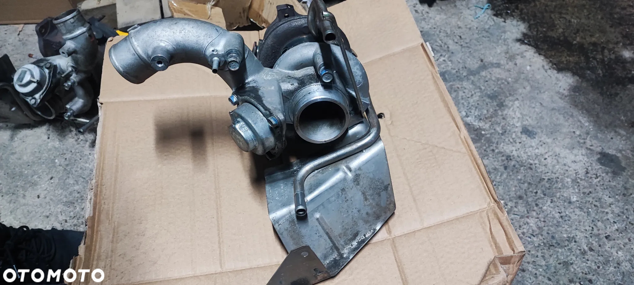 Turbosprężarka TD04-10T 8200396687 49377-07301 7701478861 2.0 Turbo Renault - 2
