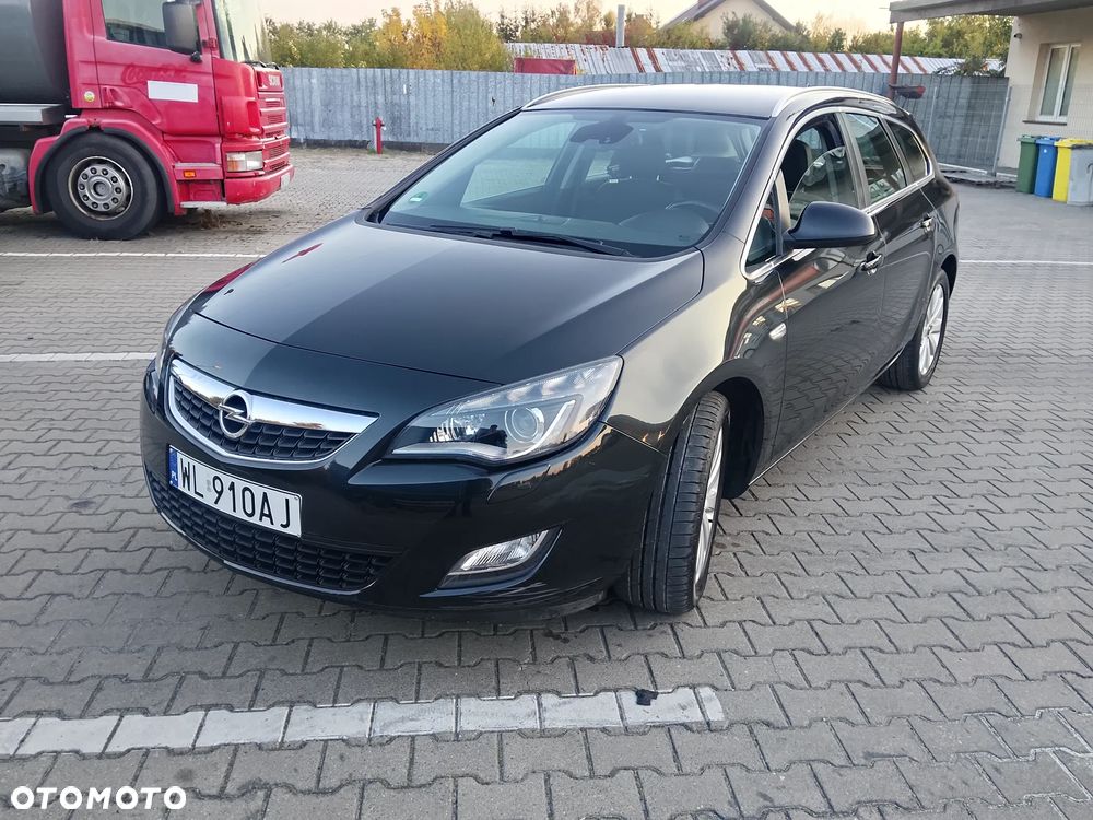 Opel Astra 2012 photo 5
