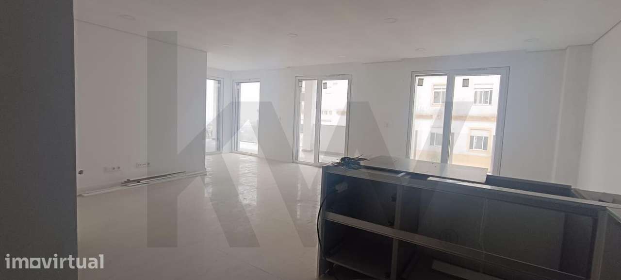 APARTAMENTOS T2, T3 E T3 DUPLEX EM PALMELA — TERRAÇOS, GARAGENS E PARQ - Grande imagem: 3/46