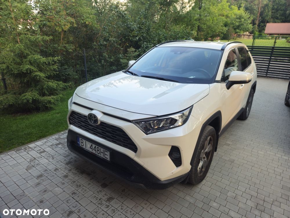 Toyota RAV4 - 1