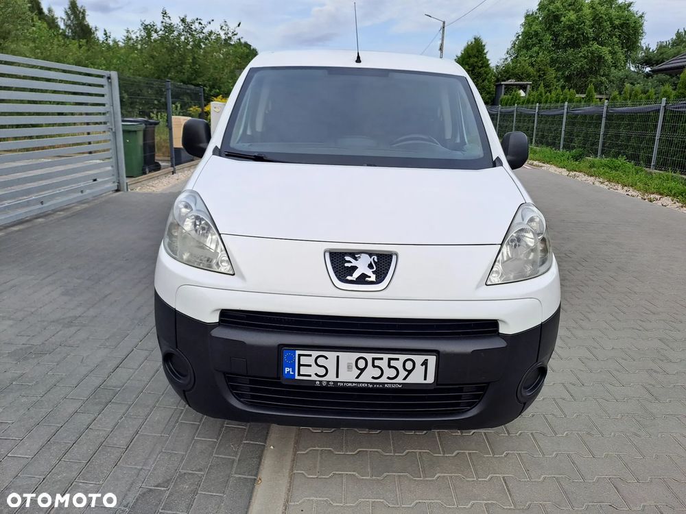 Peugeot Partner 1.6 HDI / 3 osobowy/ Blaszak / Bardzo Ładny/ - 7