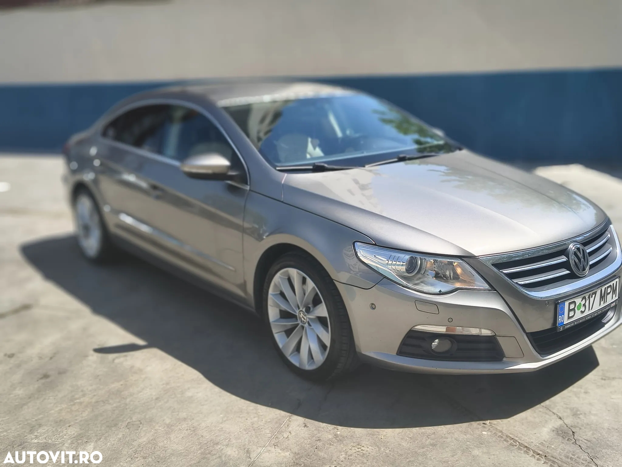 Volkswagen Passat CC 2.0 TDI DPF DSG - 2