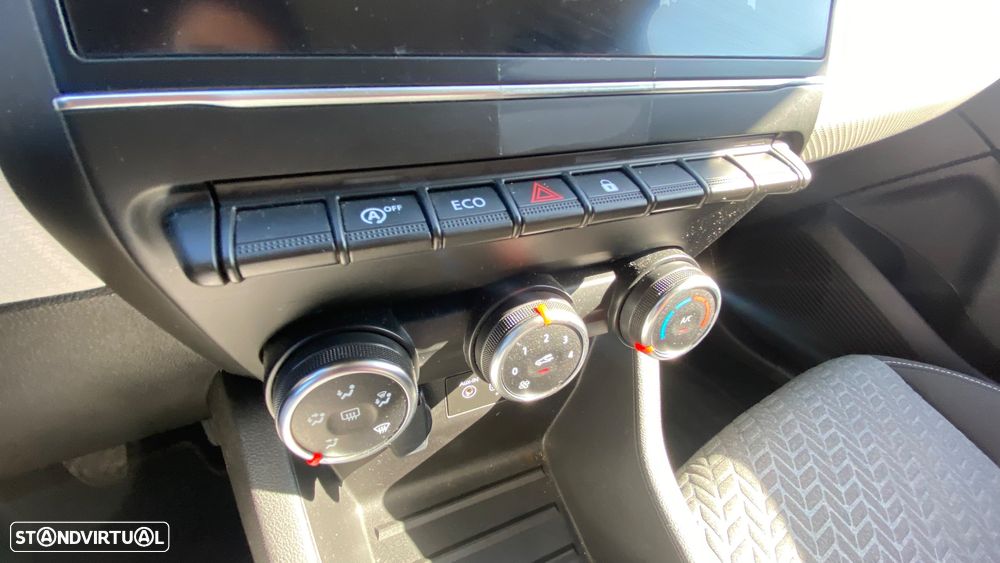 Renault Clio 1.0 TCe Techno - 49