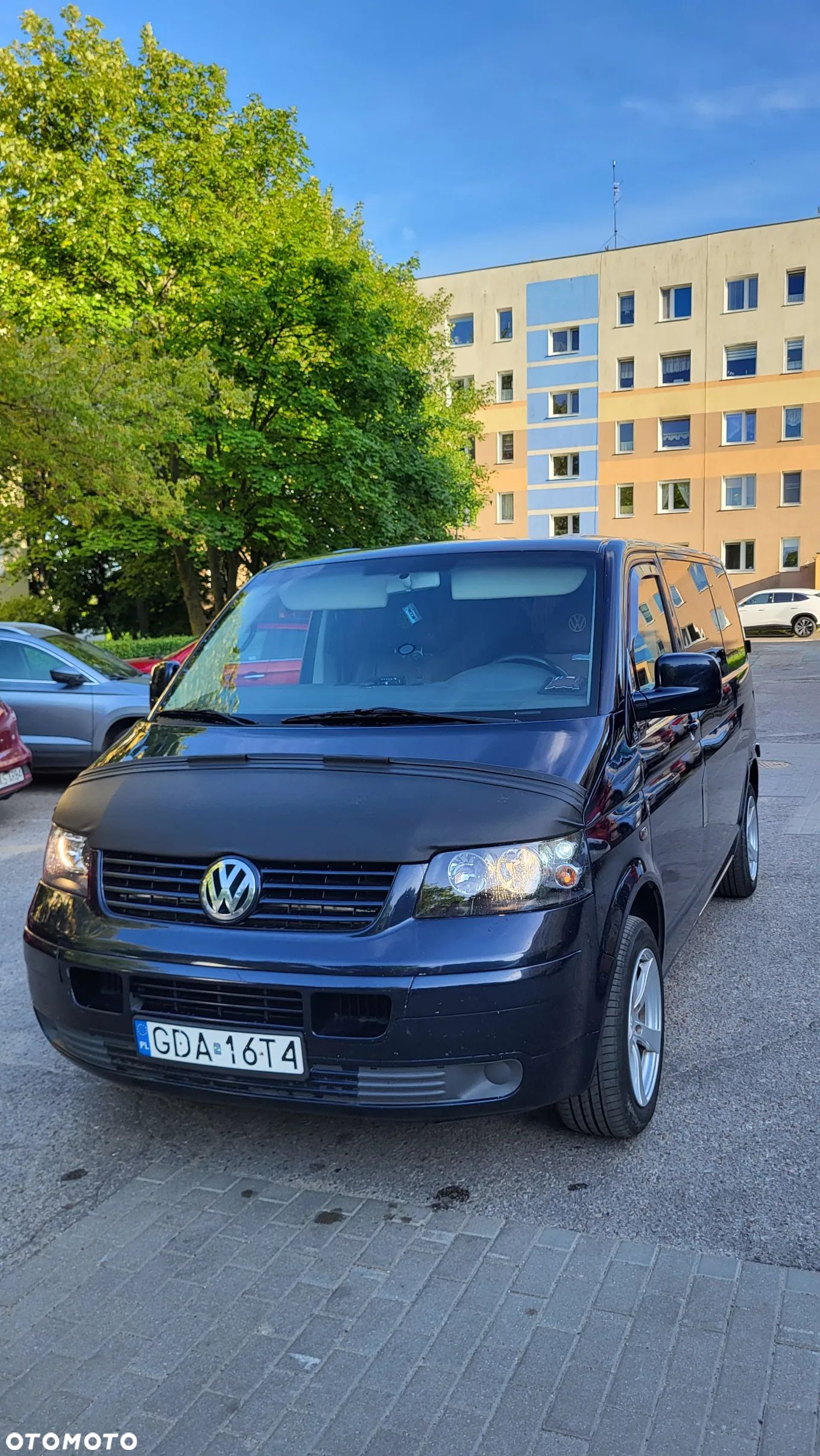 Volkswagen Transporter - 1