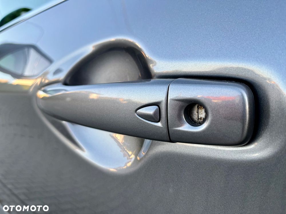 Nissan Qashqai 1.2 DIG-T N-Connecta - 24
