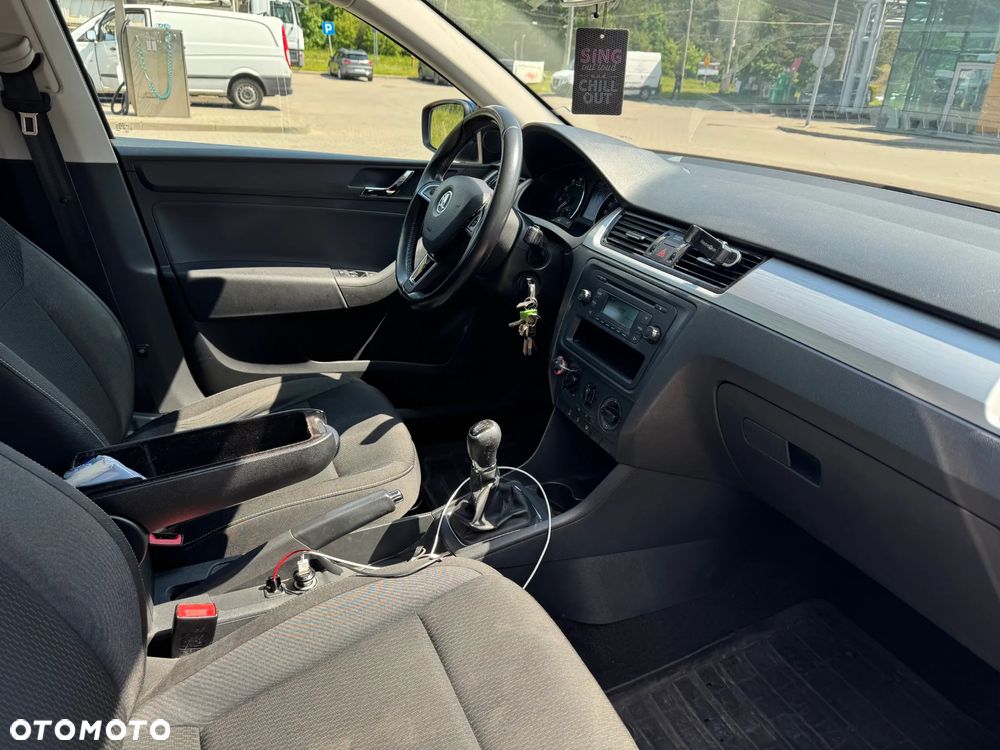 Skoda RAPID 1.2 TSI Ambition - 13