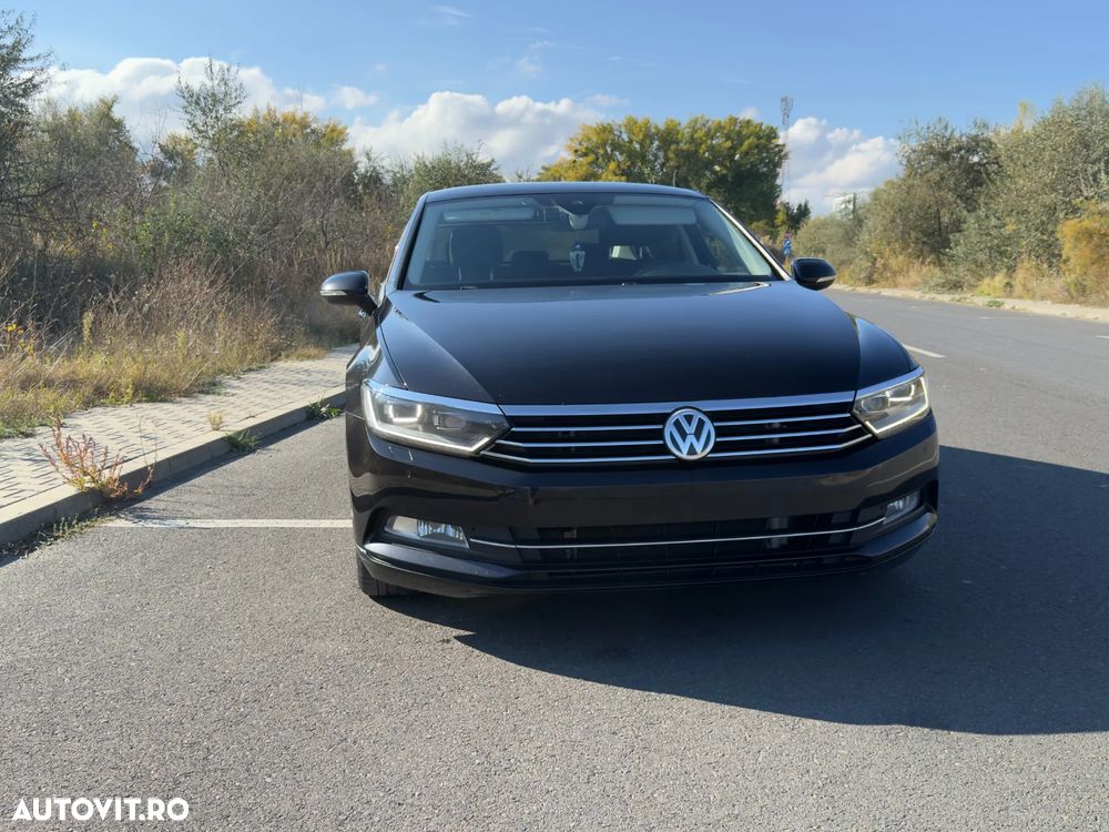 Volkswagen Passat - 2