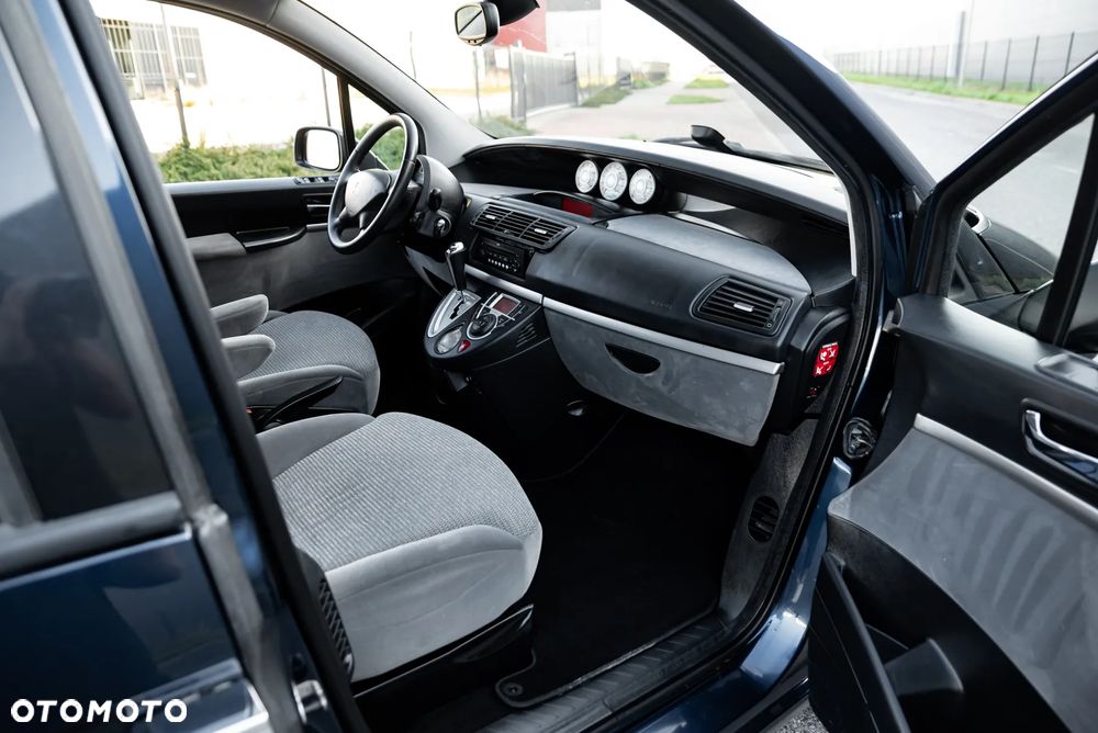 Peugeot 807 140 Automatik Premium - 27