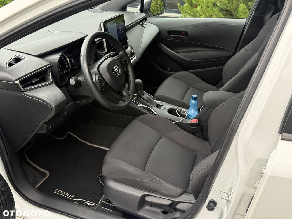 Toyota Corolla - 8