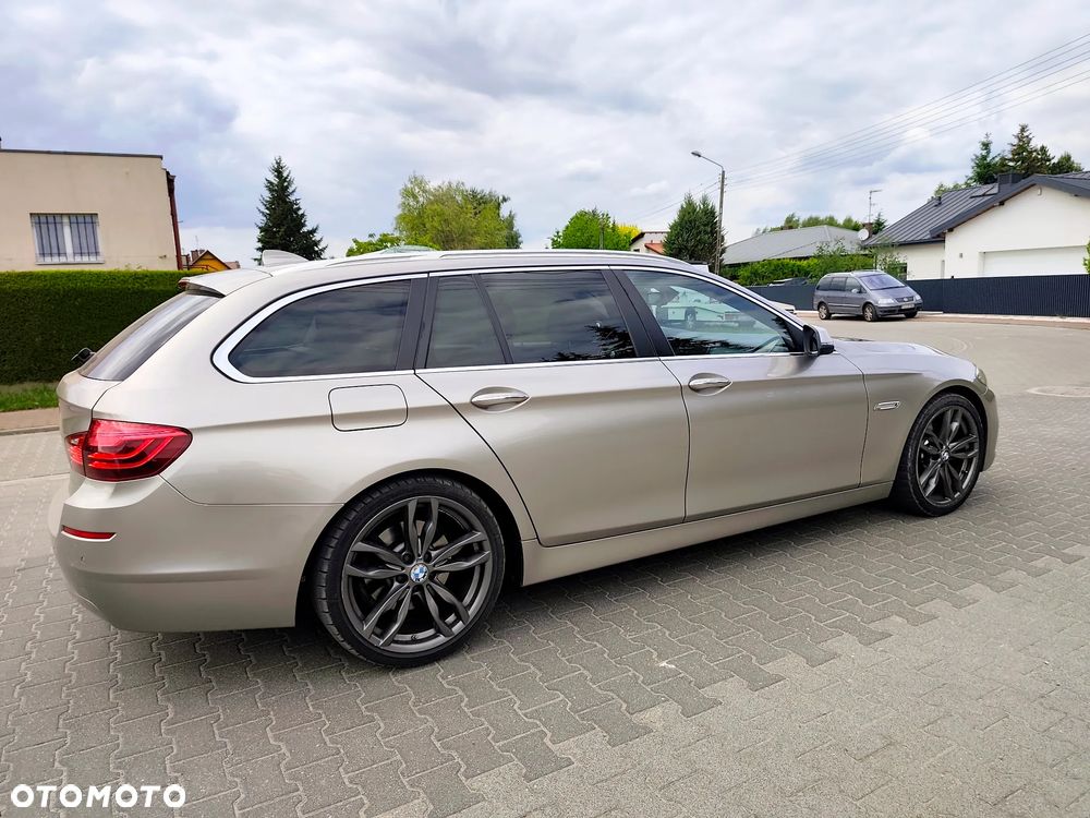 BMW Seria 5 520d - 14