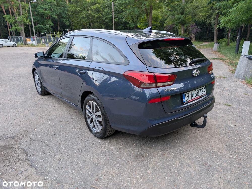 Hyundai i30 1.4 GO Plus - 8