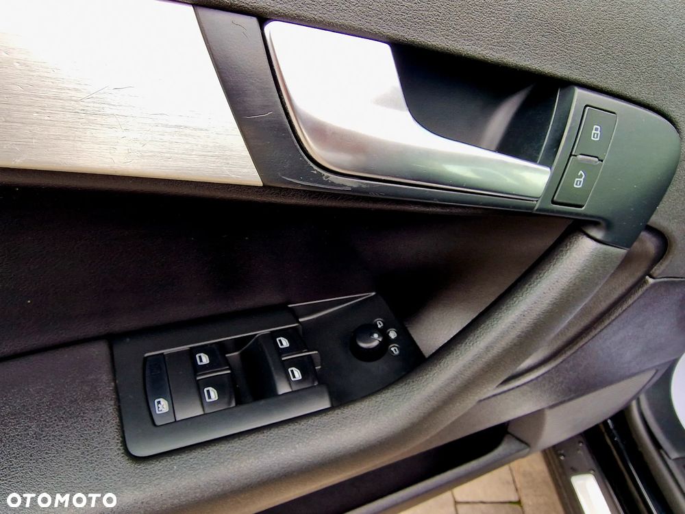 Audi A3 Sportback 2.0 TDI quattro S line Sportpaket plus - 21