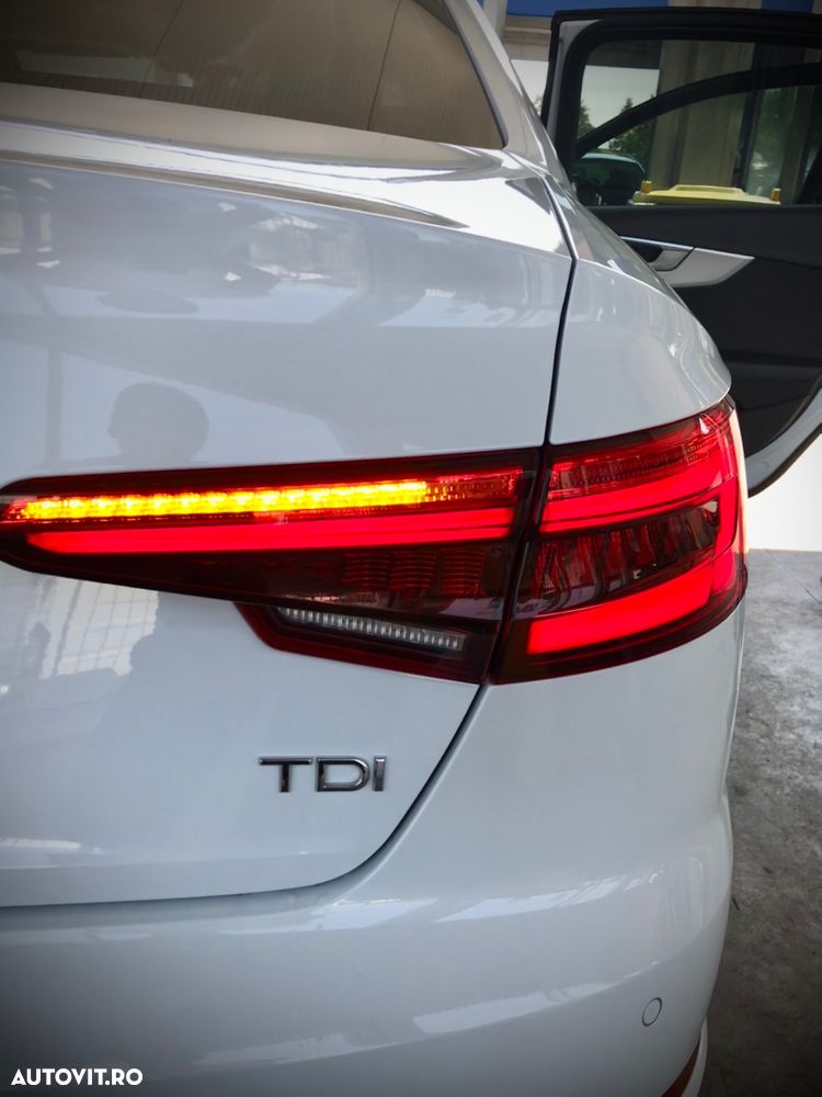 Audi A4 2.0 TDI S tronic Sport - 18