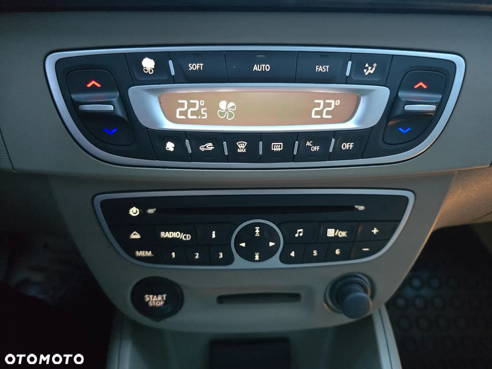 Renault Fluence 1.6 16V Expression Euro5 - 21