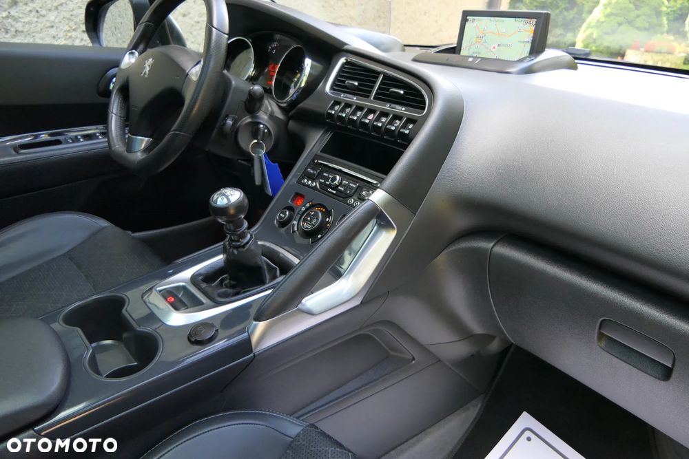 Peugeot 3008 HDi FAP 150 Platinum - 21