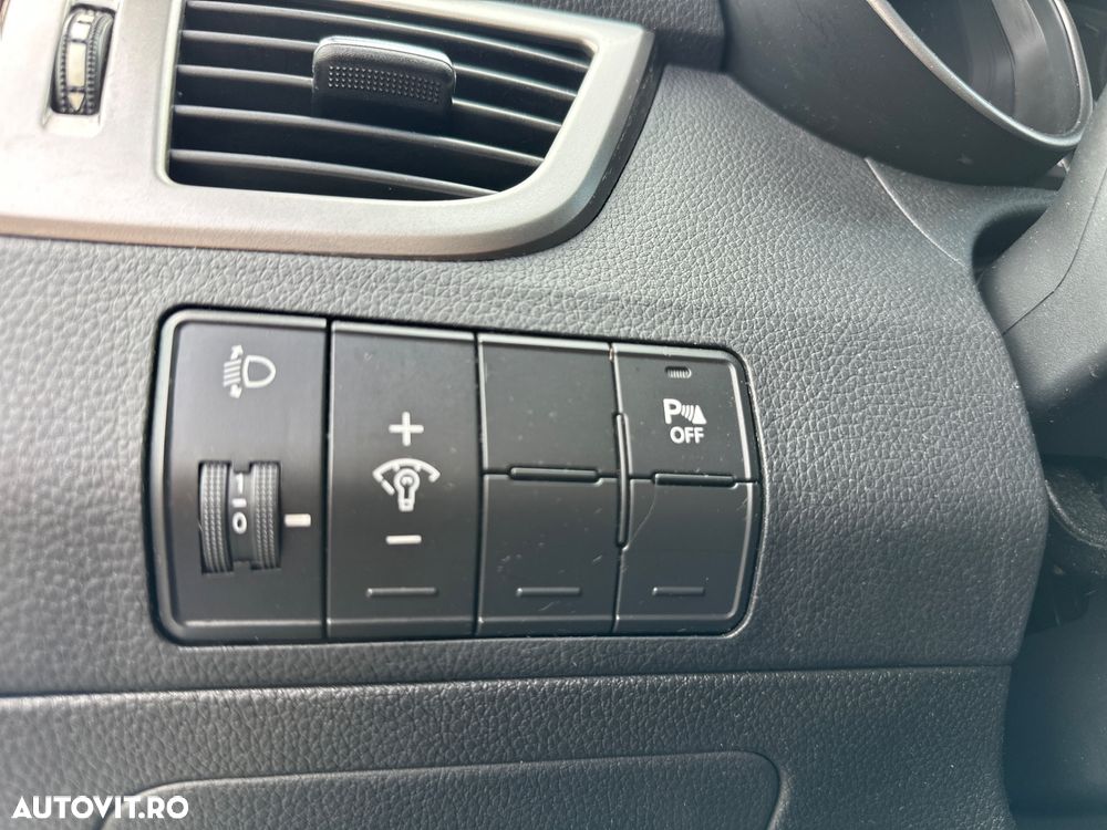 Hyundai i30 1.6 CRDI TPMS Highway Heat+ - 14