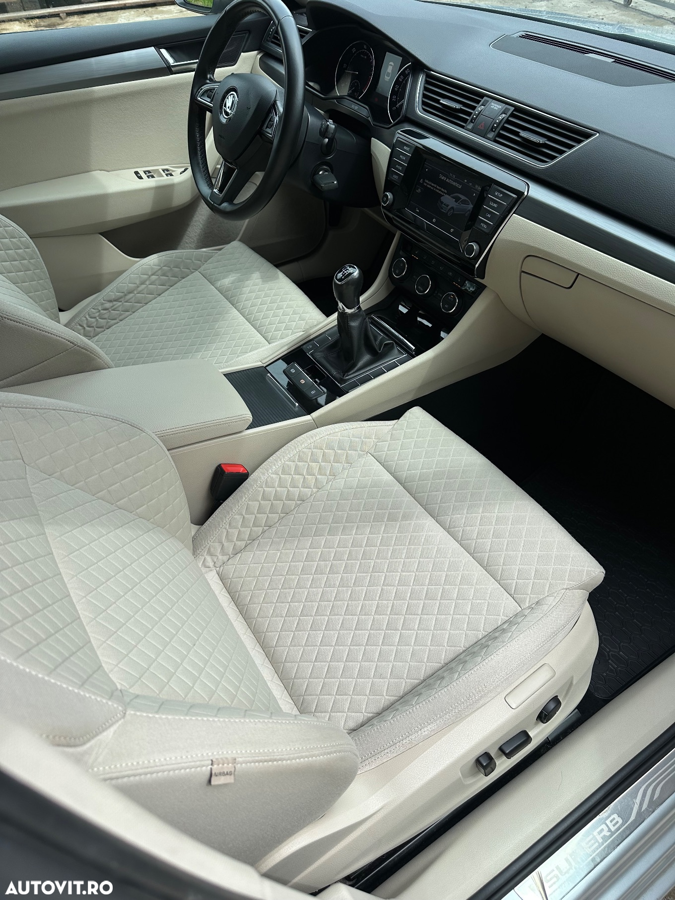 Skoda Superb 1.6 TDI Style - 6