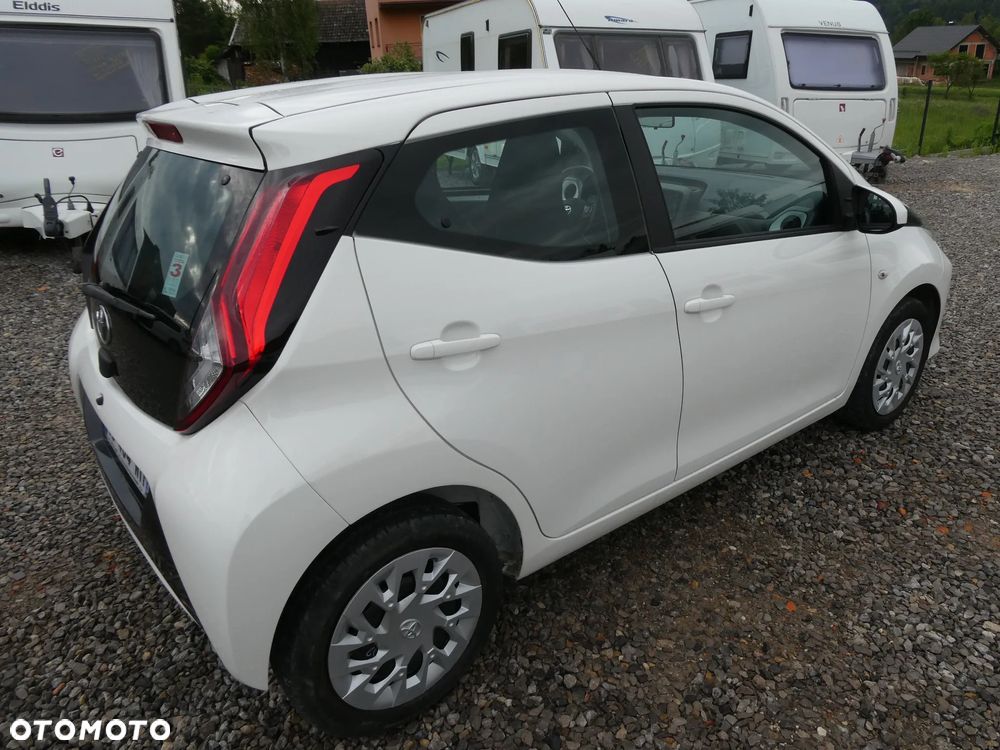 Toyota Aygo - 12