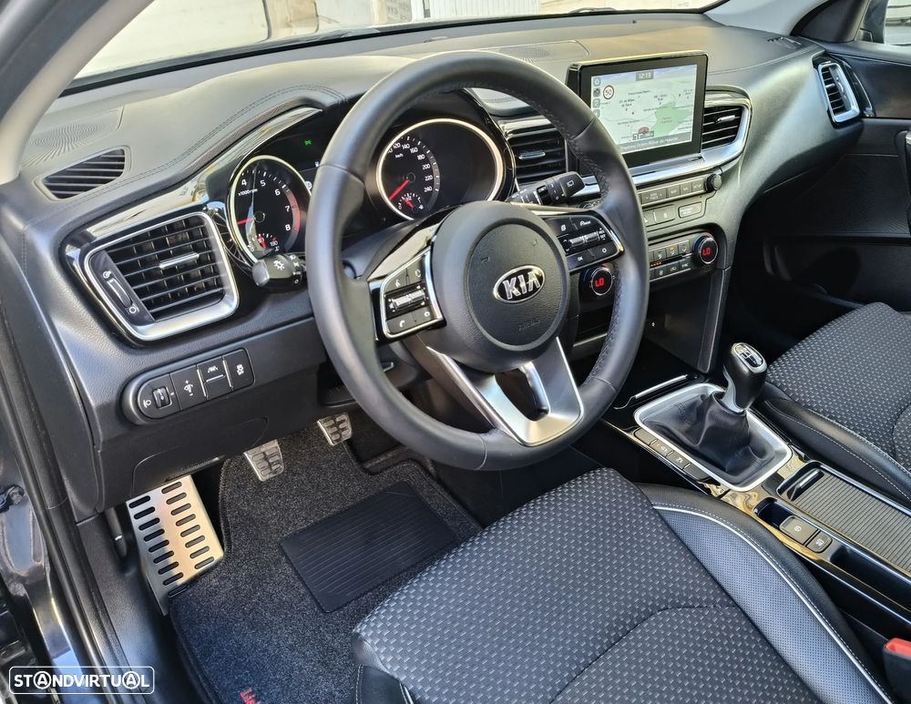 Kia Ceed SW 1.0 T-GDI TX - 10