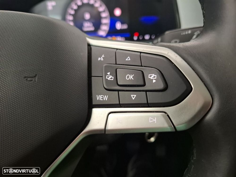 VW T-Roc 1.0 TSI Urban - 22