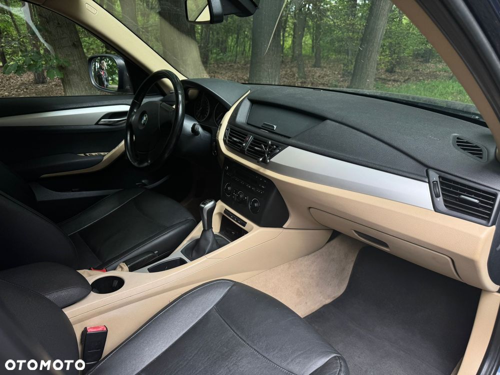 BMW X1 xDrive18d - 10