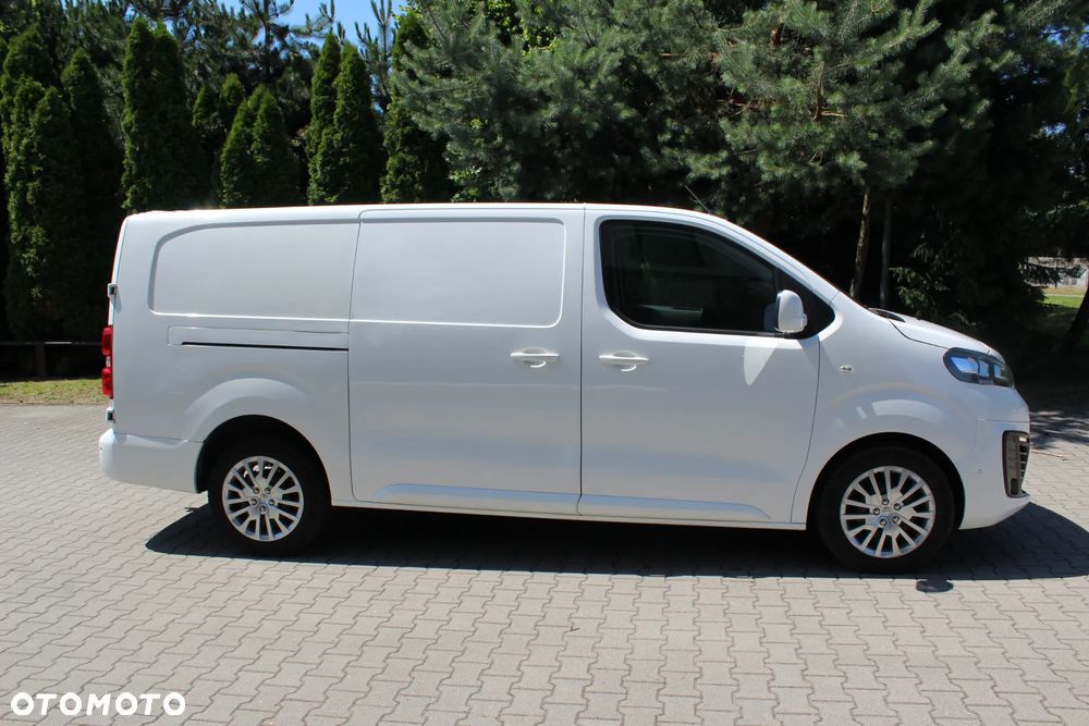Opel Vivaro - 11