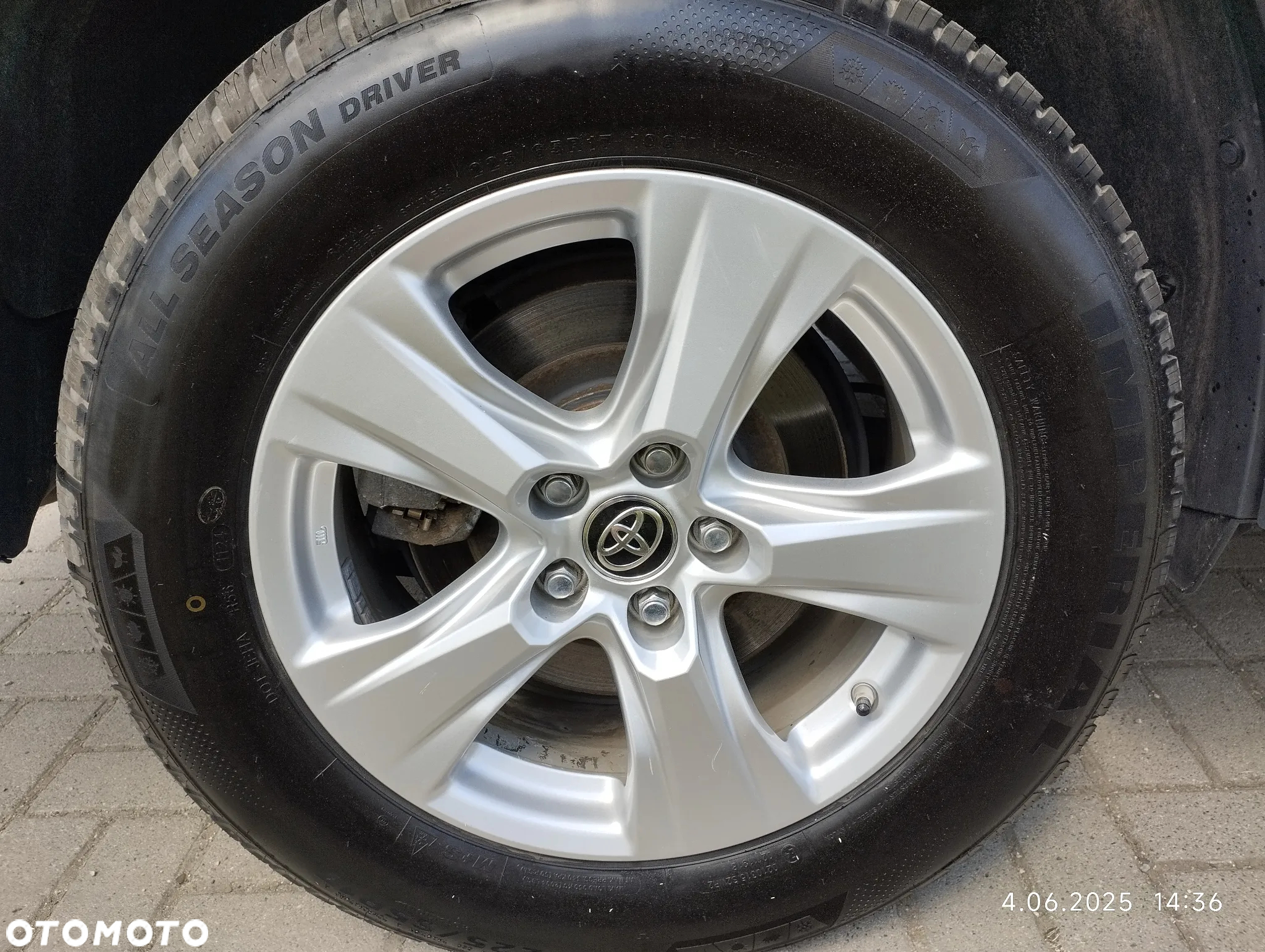Toyota RAV4 2.5 Hybrid Active 4x2 - 17