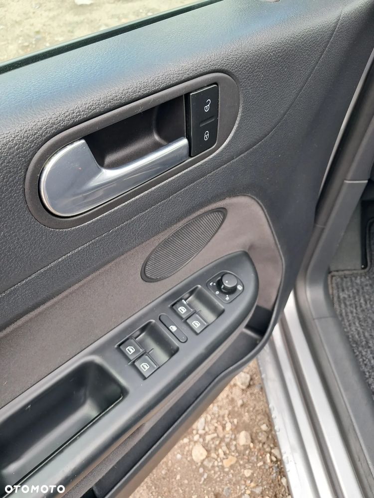 Volkswagen Golf Plus - 21