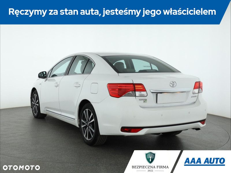 Toyota Avensis - 5