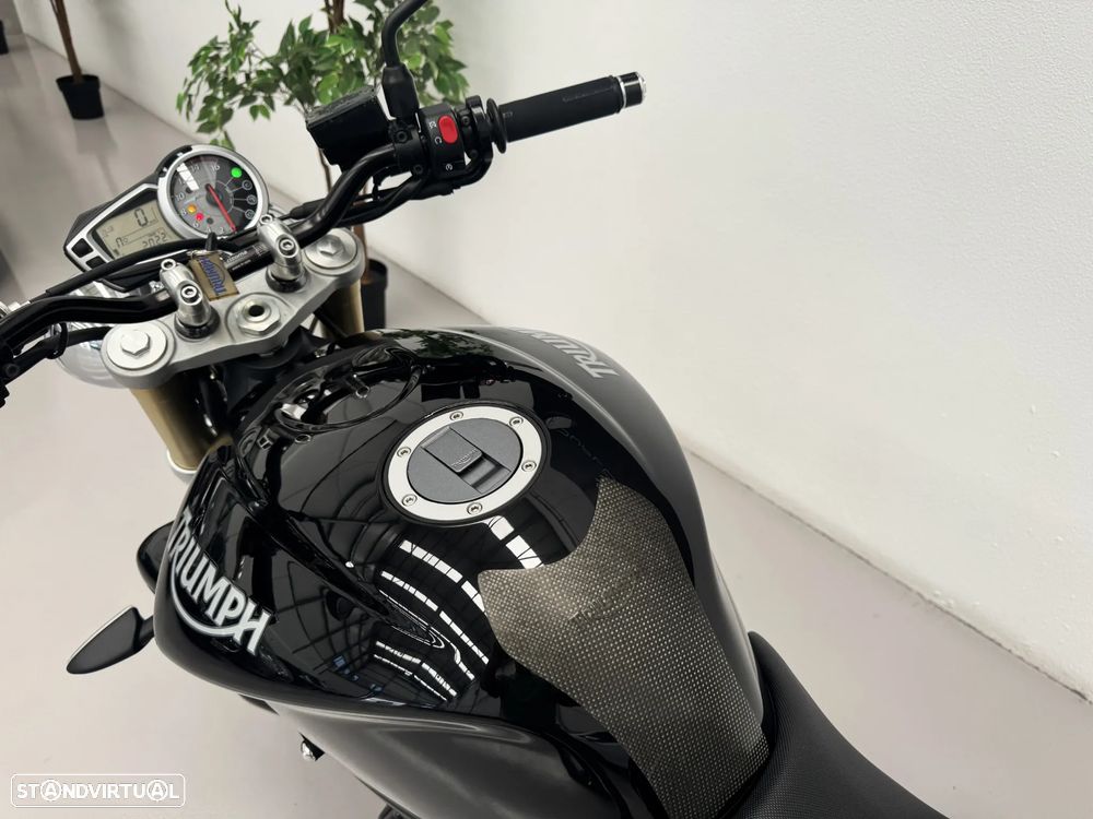 Triumph Street Triple 675 - 13