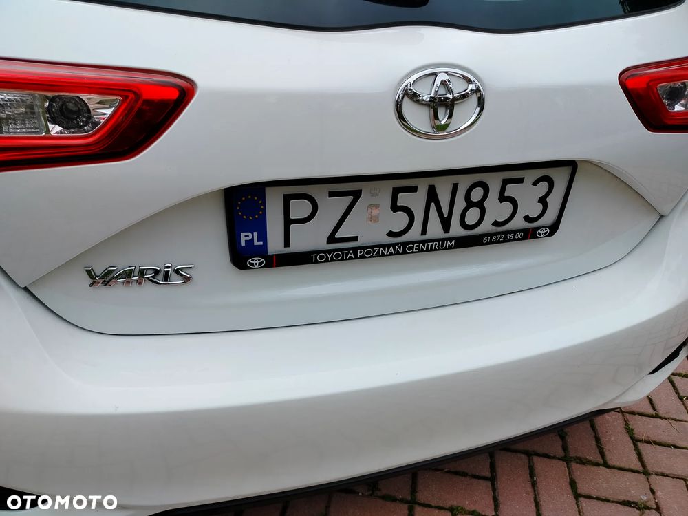 Toyota Yaris 1.0 Premium - 30