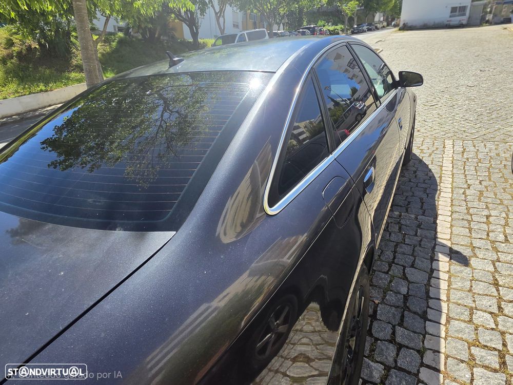Audi A6 2.7 TDI V6 Multitronic - 2