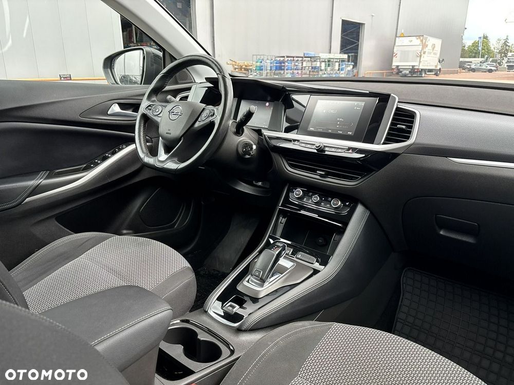Opel Grandland 1.2 T Business Edition S&S - 14