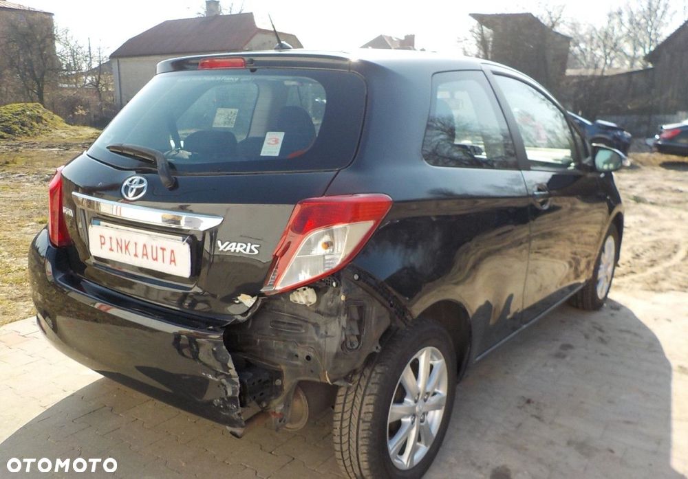 Toyota Yaris - 19