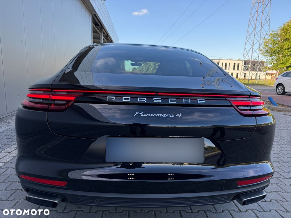 Porsche Panamera 4 Executive - 22