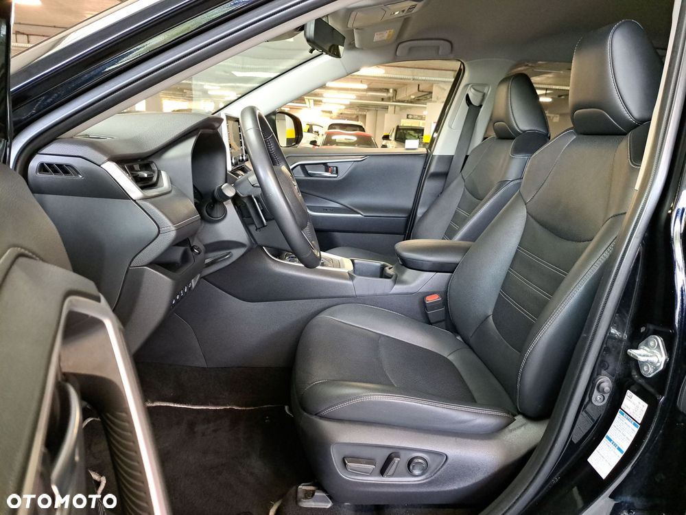 Toyota RAV4 - 12