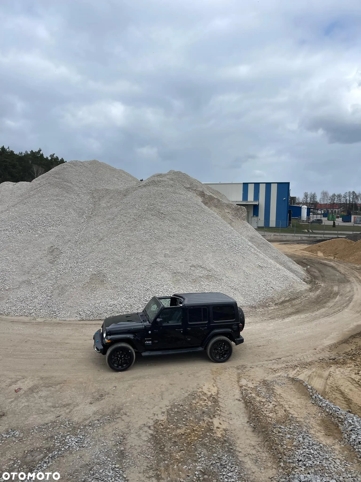 Jeep Wrangler - 6