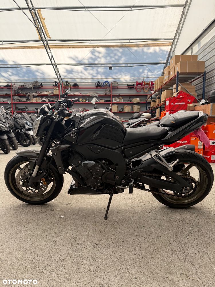 Yamaha FZ - 4