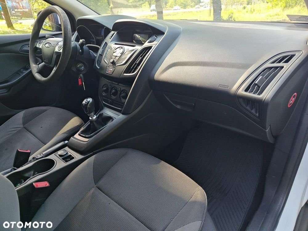 Ford Focus - 11