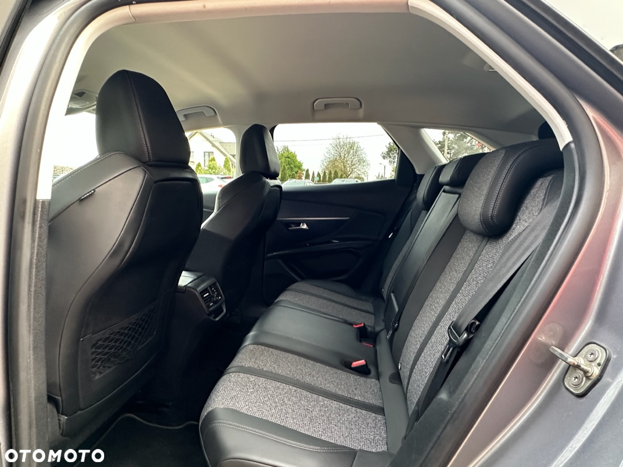 Peugeot 3008 - 12