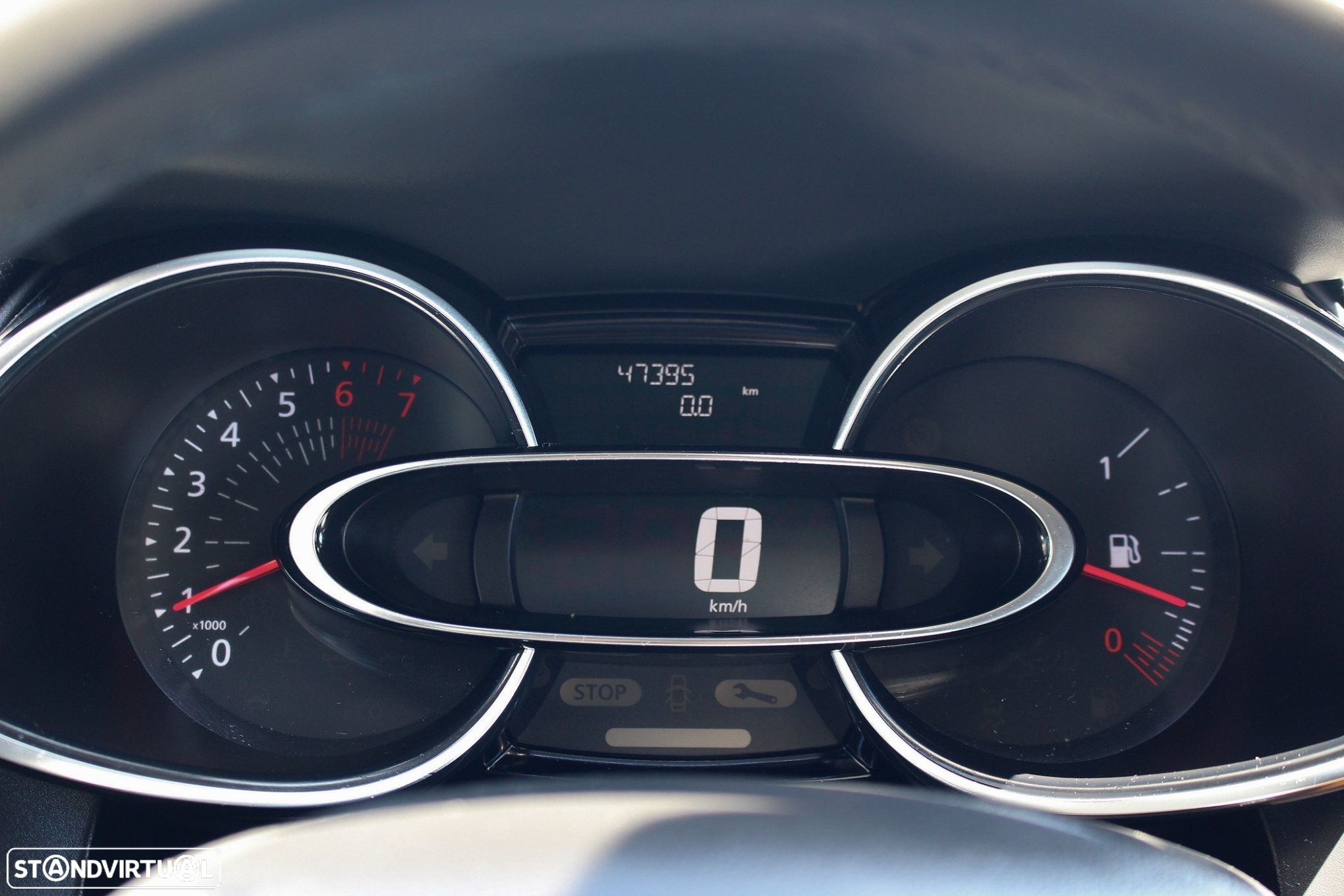 Renault Clio Sport Tourer 0.9 TCe Limited - 25