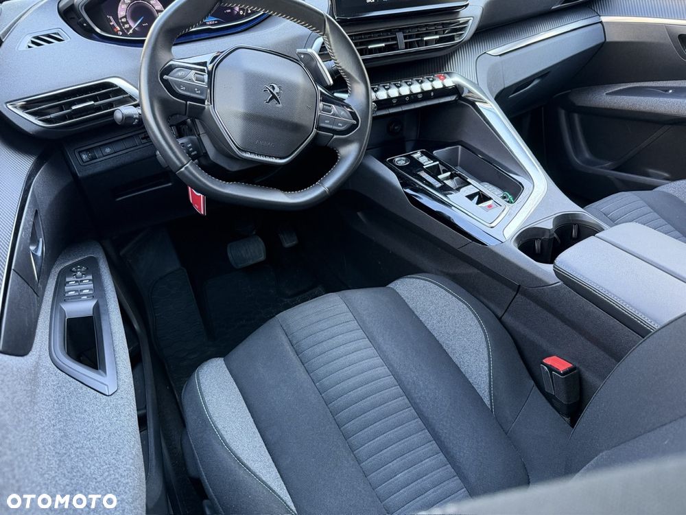 Peugeot 3008 - 5