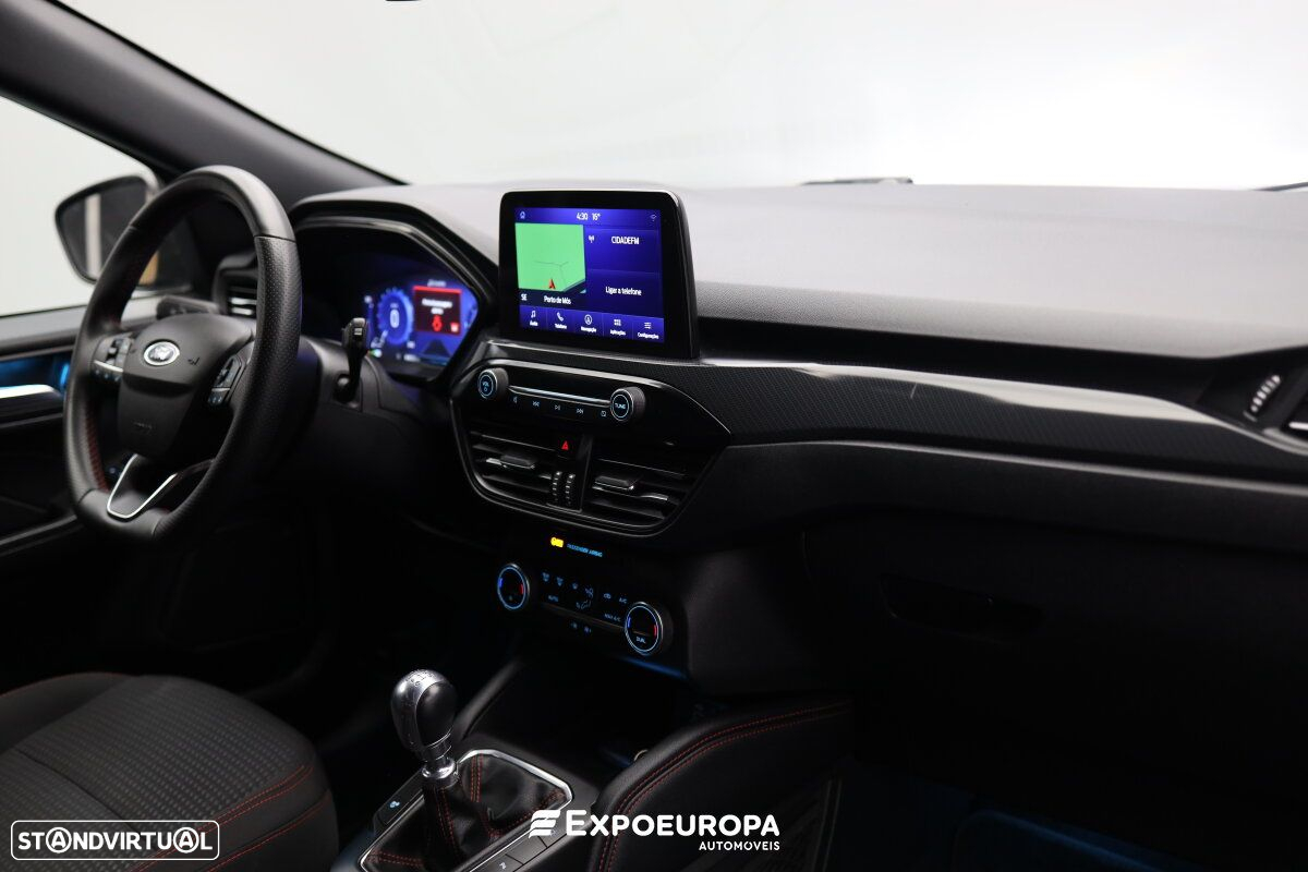 Ford Kuga 1.5 TDCi EcoBlue ST-Line - 24