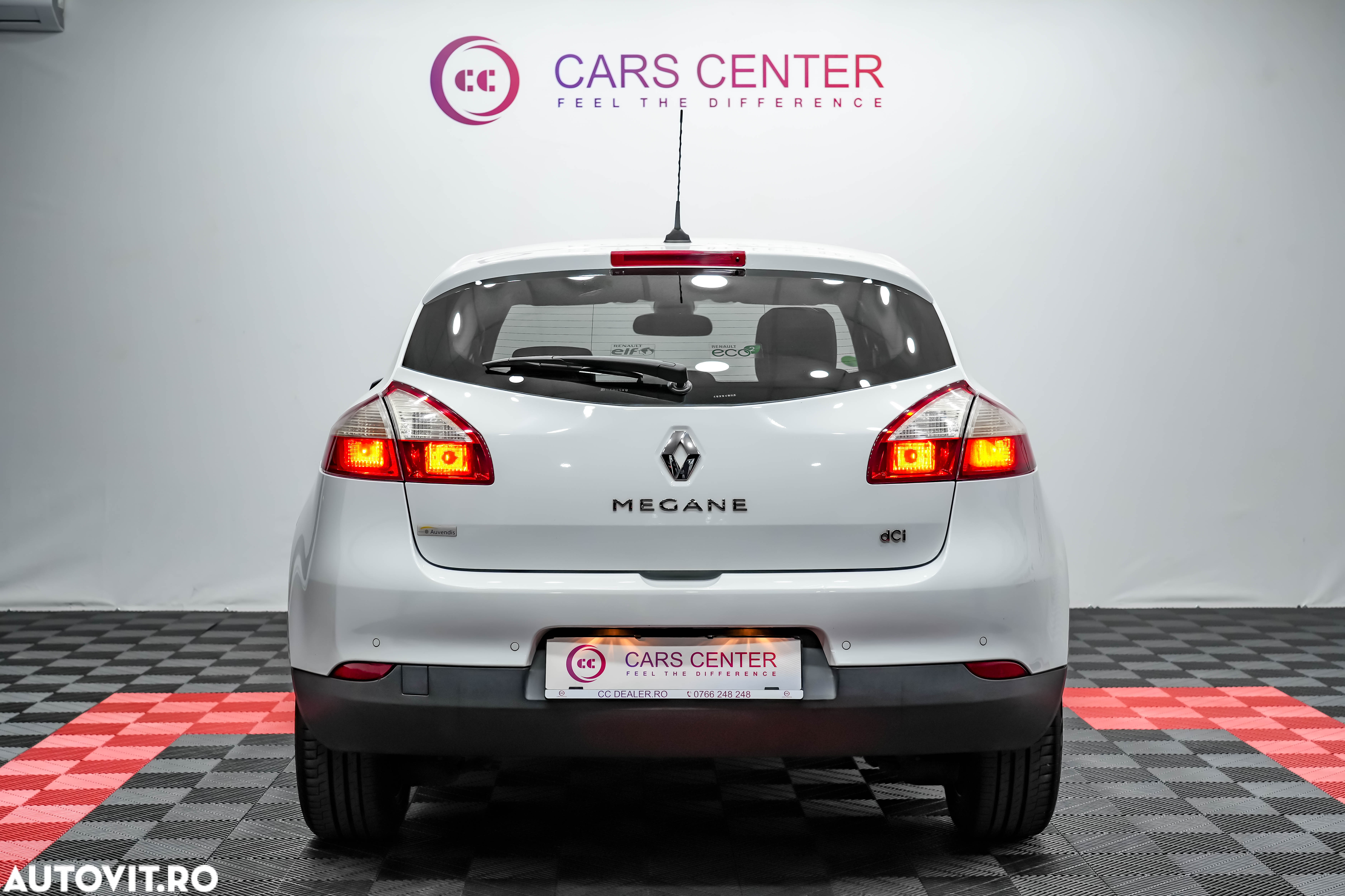 Renault Megane ENERGY dCi 110 Start & Stop Bose Edition - 16