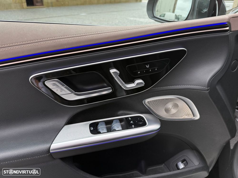 Mercedes-Benz EQE 350+ Edition Electric Art - 11