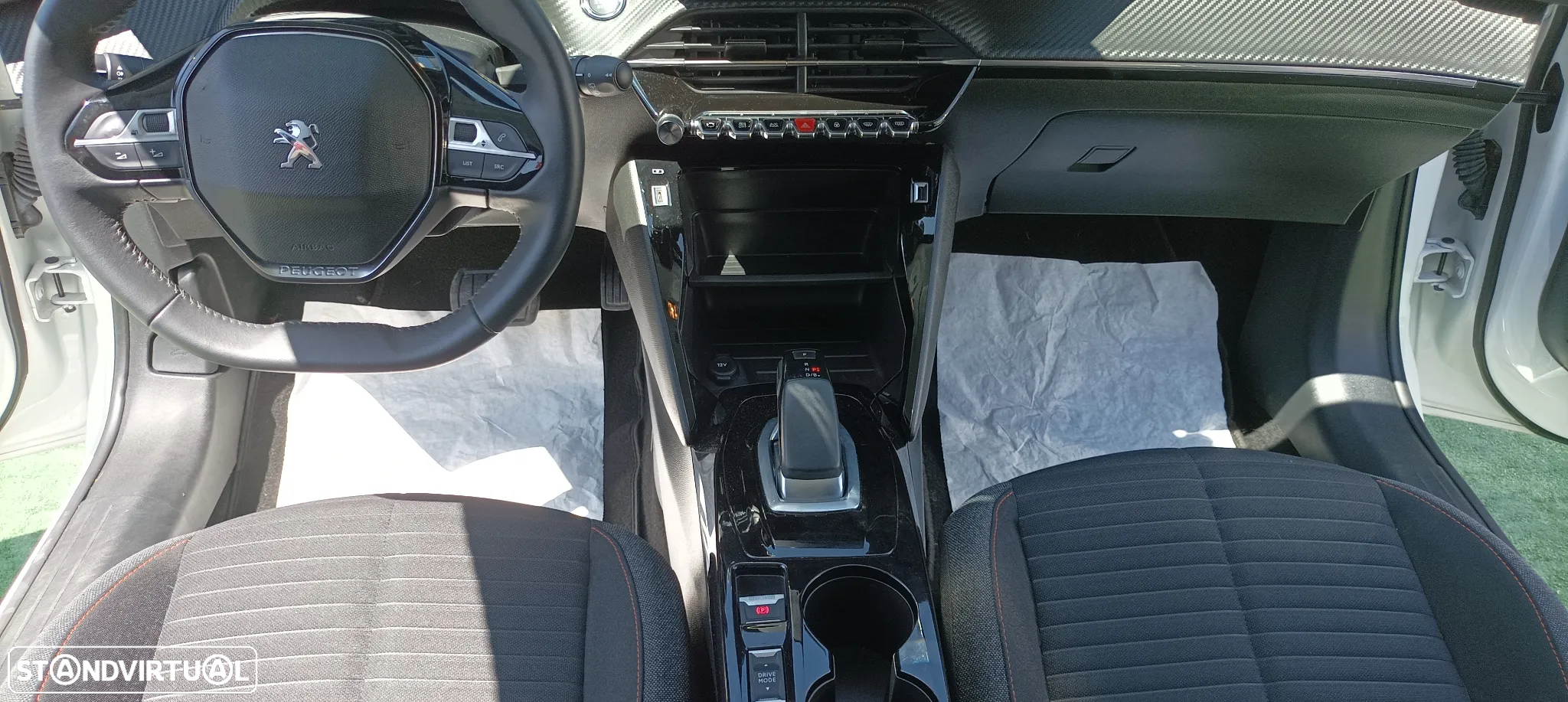Peugeot e-208 50 kWh Active Pack - 12